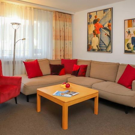 Apartment Allod-Park-50 By Interhome Davos Eksteriør billede