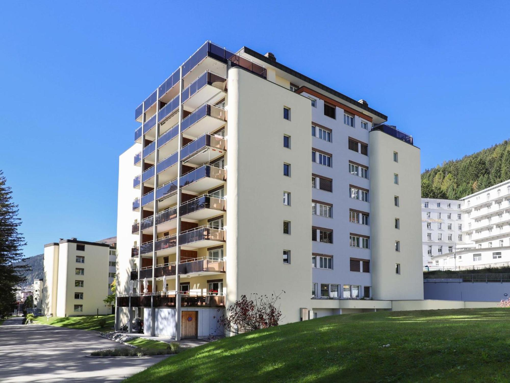 Apartment Allod-Park-50 By Interhome Davos Eksteriør billede